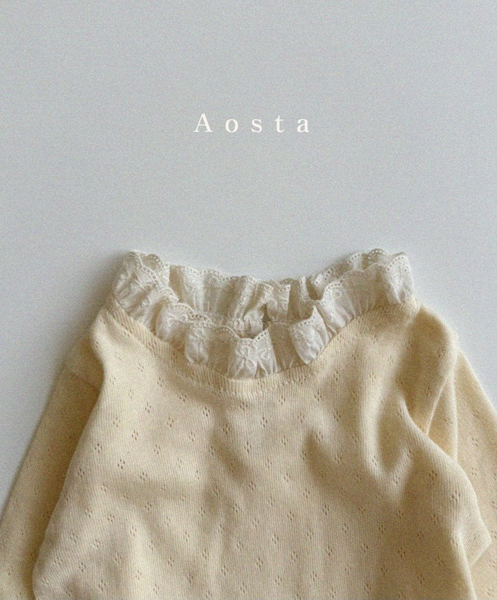 Eyelet top